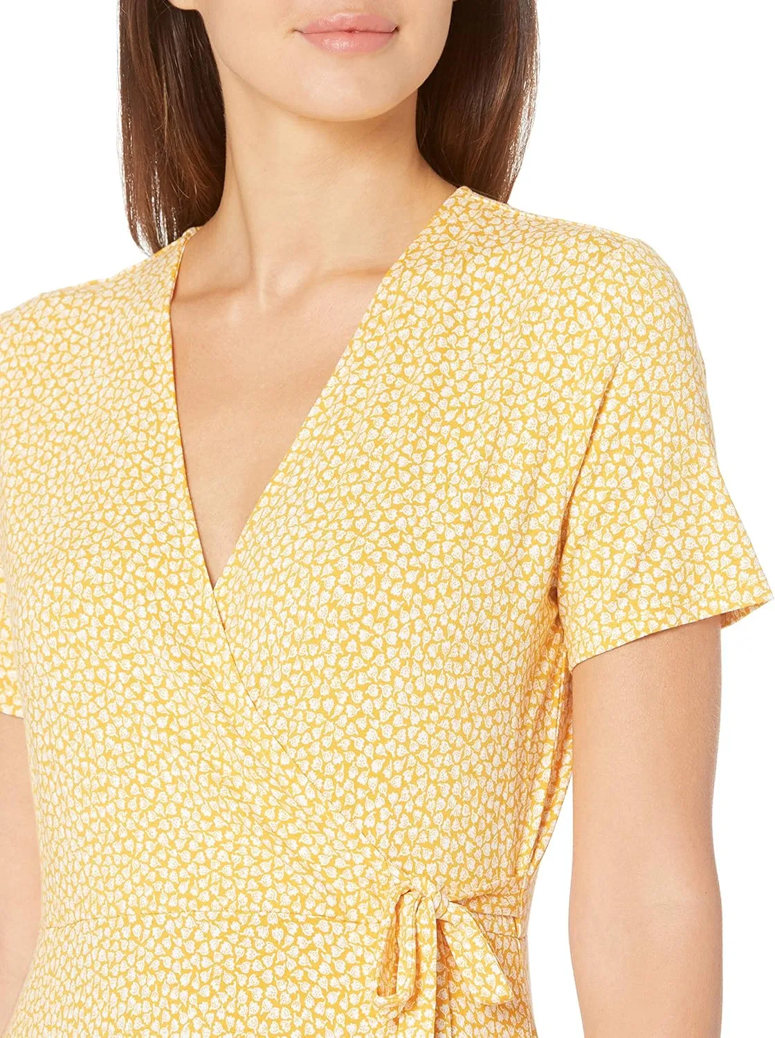Amazon Essentials Women's Short Sleeve Faux-Wrap Dress