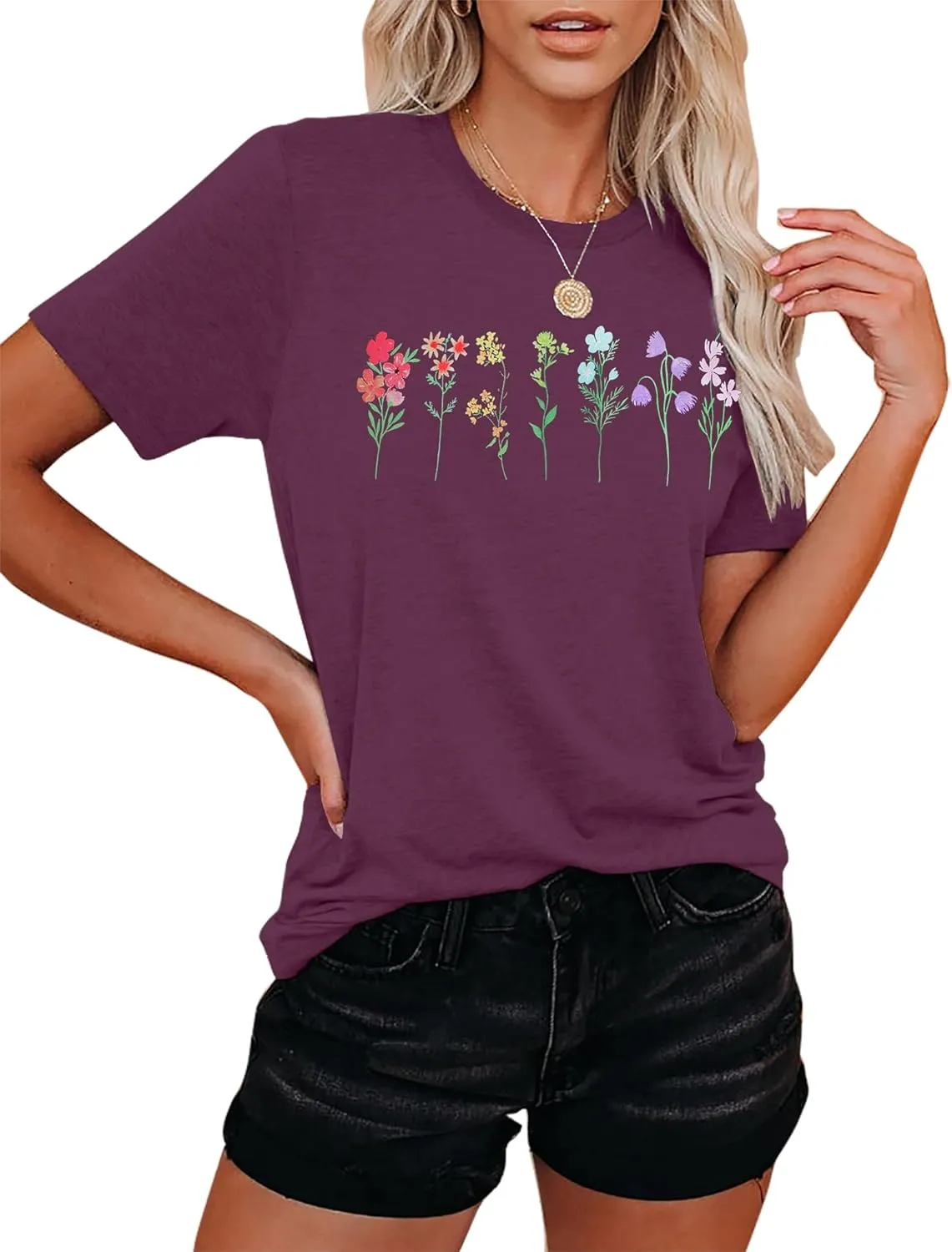 Pride T Shirt for Women Wildflowers Rainbow Shirt Floral LGBTQ T-Shirt Vintage Flowers Graphic Tees Tops